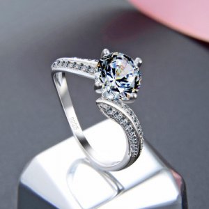 White Cubic Zirconia Round 925 Sterling Silver Ring for Woman