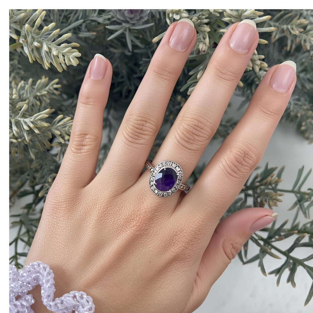 Is it okay To Wear an Amethyst Stone Every Day